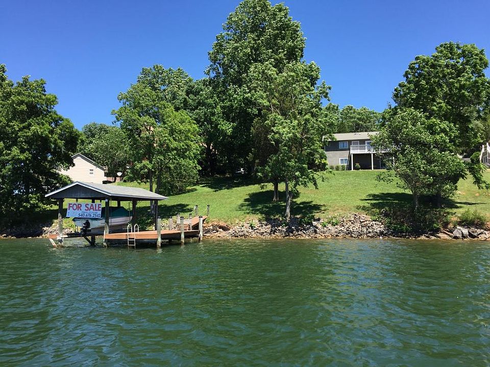 1st image of 230 Pine Knob Cir