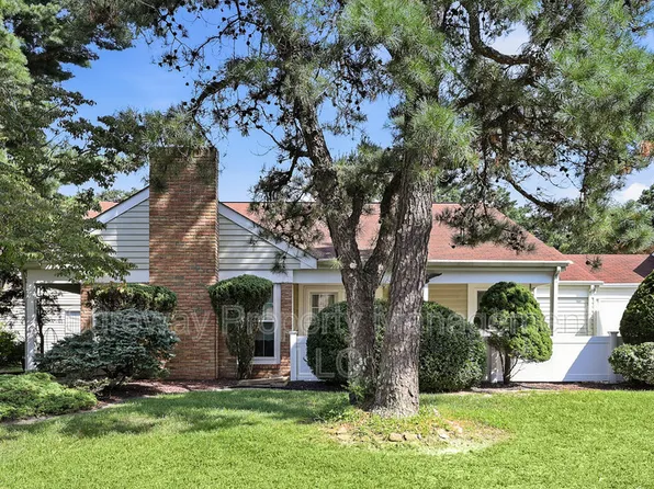 517A Cheshire Ct, Manchester, NJ 08759