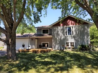 17272 Finch Path, Farmington, MN 55024