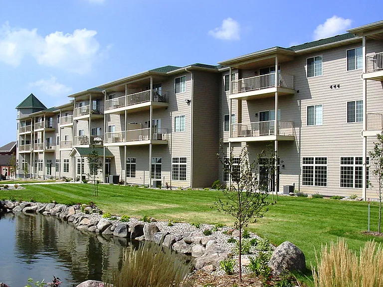 Donegal Pointe Apartments — Photo 14