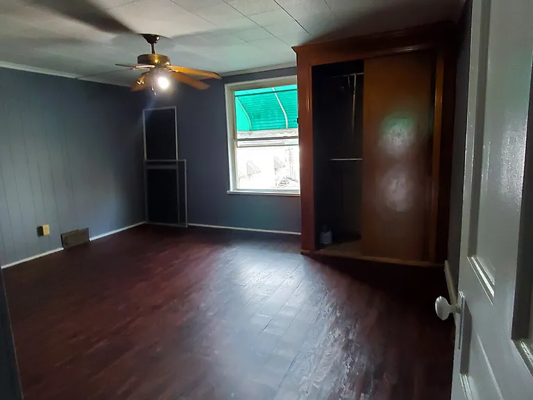 Bedroom-2nd floor