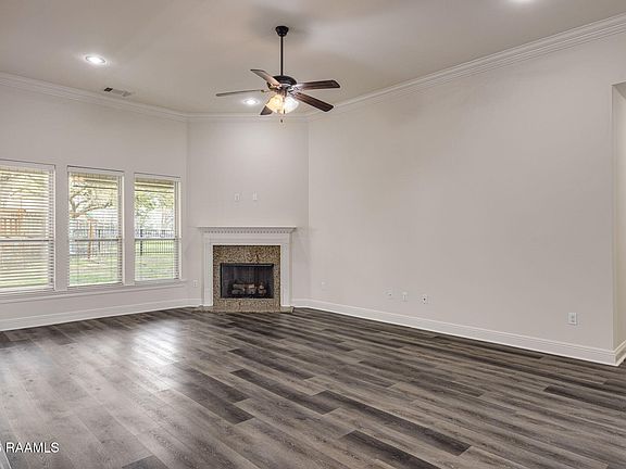 5th image of 208 Marston House Dr
