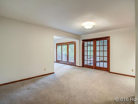 3rd image of 6749 Scott Lake Ave NE