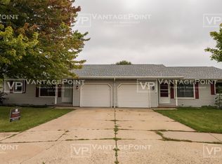 1701 Revere Trl, De Pere, WI 54115