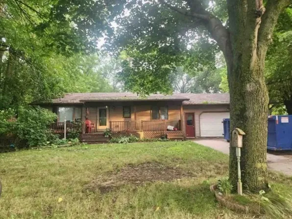 2809 8th Ave NW, Willmar, MN 56201