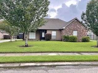 16837 River Birch Ave, Greenwell Springs, LA 70739