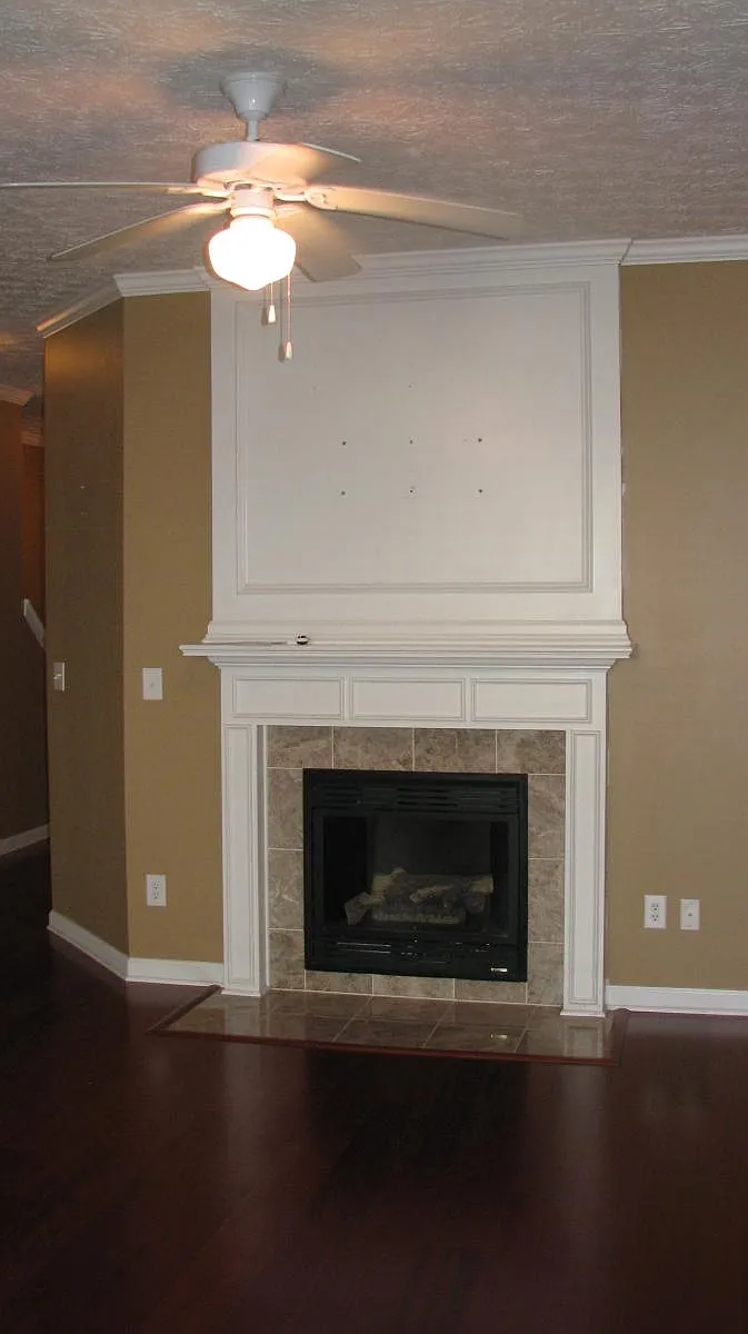 Building Photo - 6623 Splashwater Dr