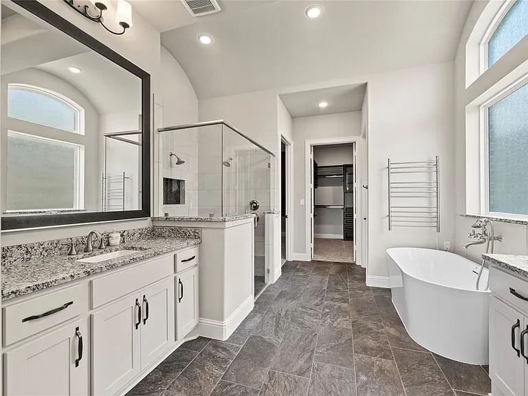 10823 Painted Crescent Ct — Photo 32