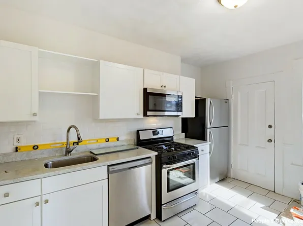 15 Vinal Ave #2B, Somerville, MA 02143