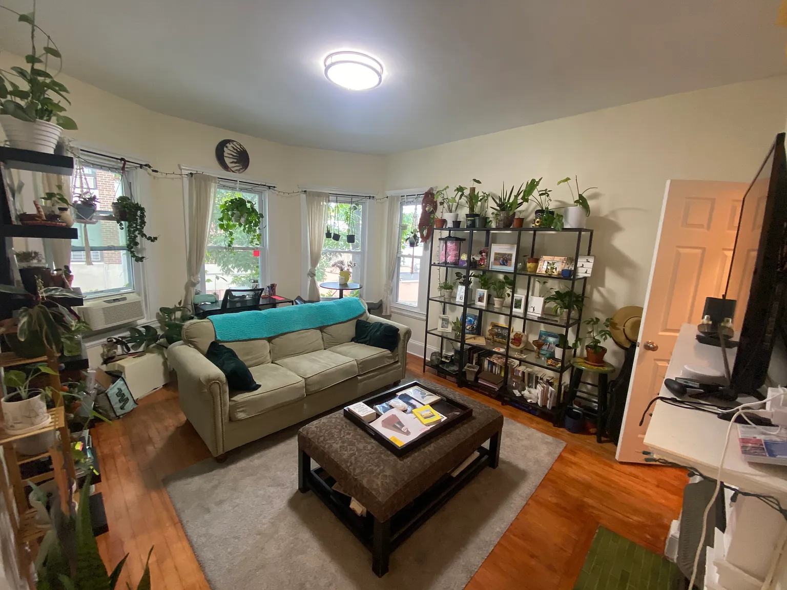 1 bed, 705 sqft, $2,650 — Photo 1