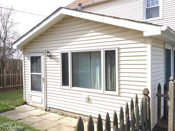 2nd image of 11 Cleveland Dr