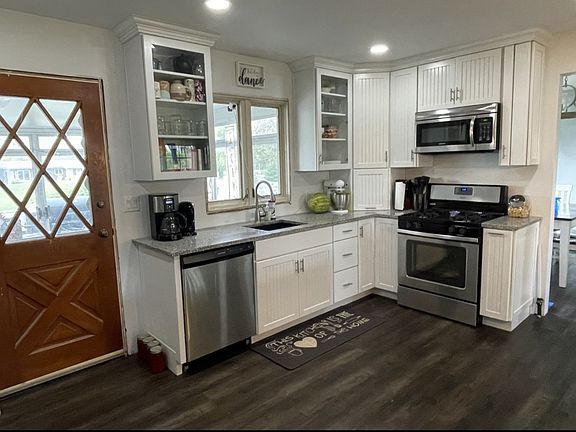 3rd image of 23337 Shorelane Ct