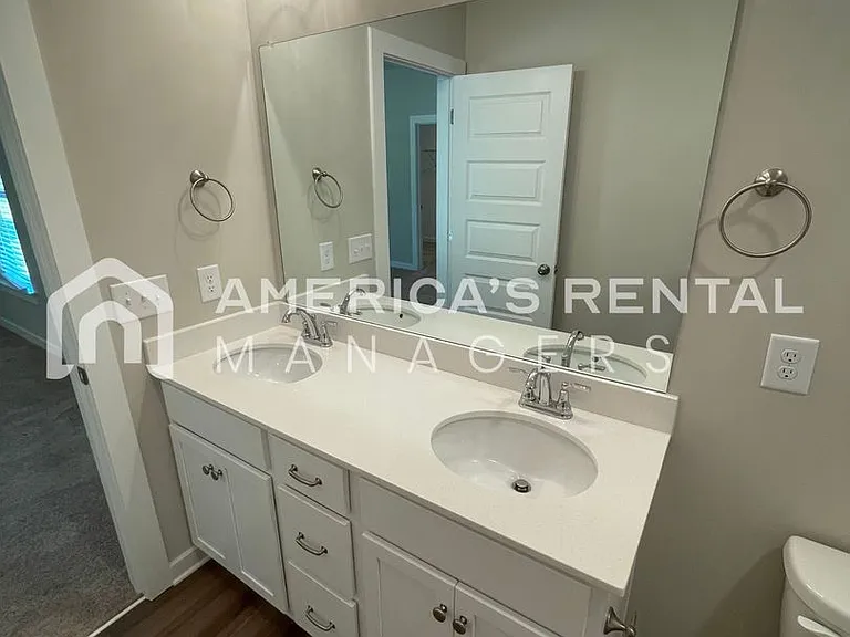 2132 Ellsworth Loop Rd — Photo 17