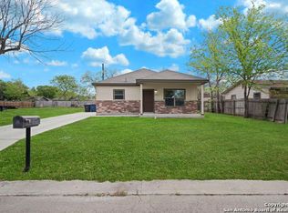 1544 Lahn Rd, New Braunfels, TX 78130