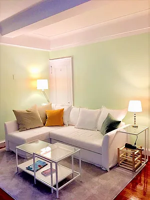 Rented by Dynamik Realty | media 13