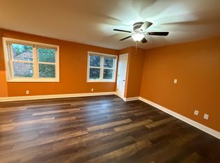 2331 Chestnut St, Camp Hill, PA 17011