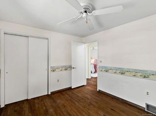 23 Valley Rd, Clinton, CT 06413