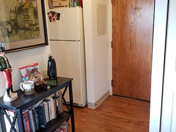4th image of 344 W Dayton St APT 500