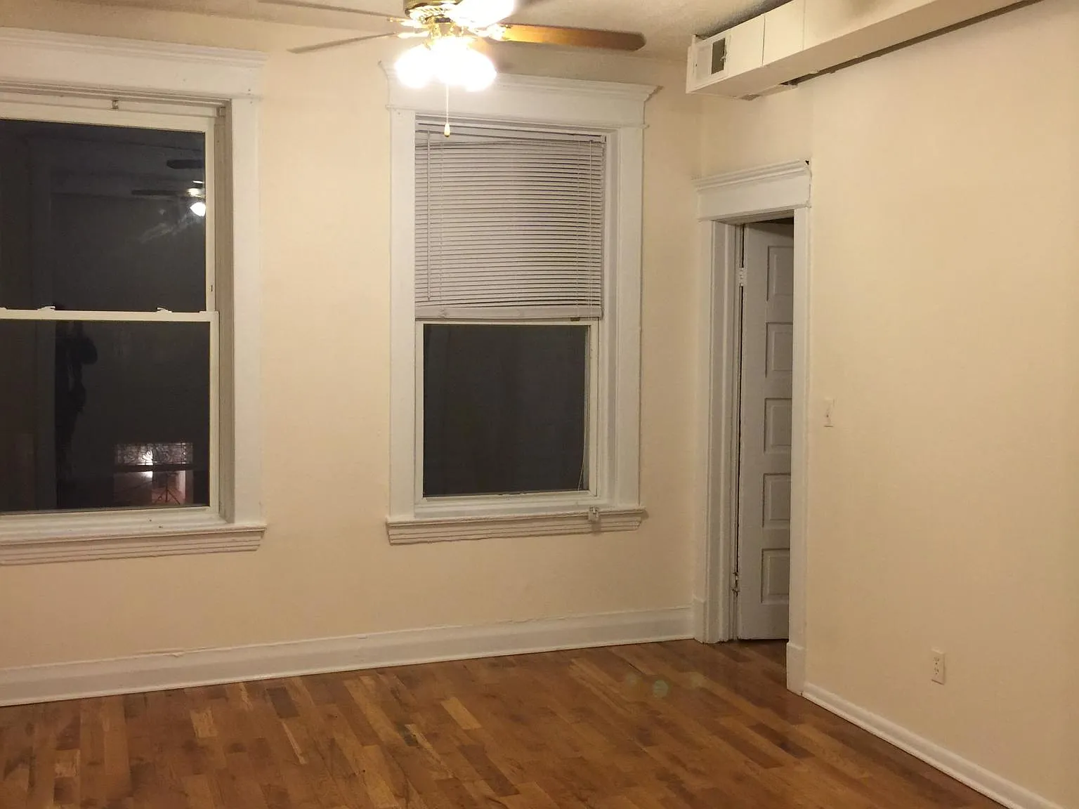 2 bed, $1,950 — Photo 1