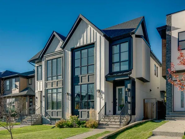 3207 E Kinsale Rd SW, Calgary, AB T3E 4S1