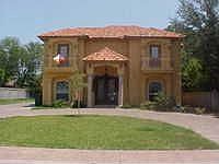 1st image of 704 Carrol Dr