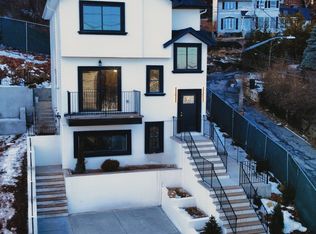 802 Van Duzer St, Staten Island, NY 10304