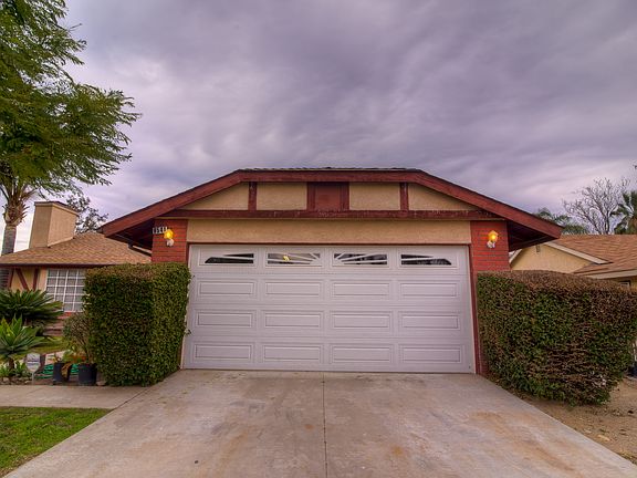 2nd image of 9541 Larkspur Dr
