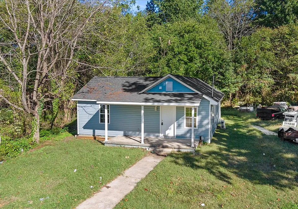 1735 State Highway 39 S