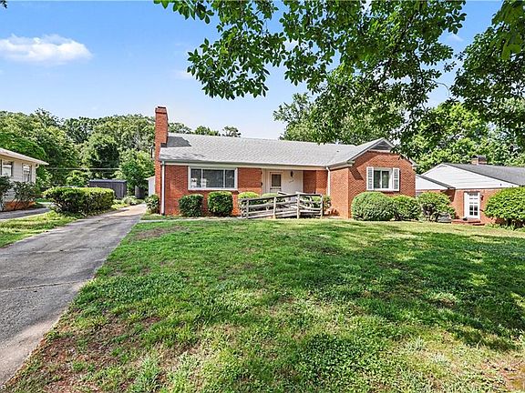 3rd image of 3608 Kirby Dr