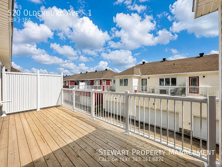 520 Oldenburg Ave #1 — Photo 23