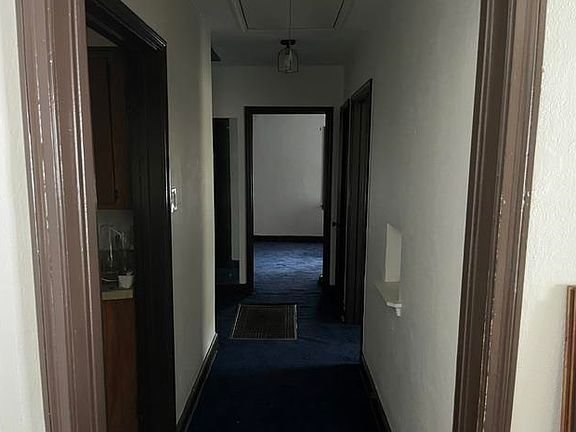 4th image of 2729 Fizer Rd