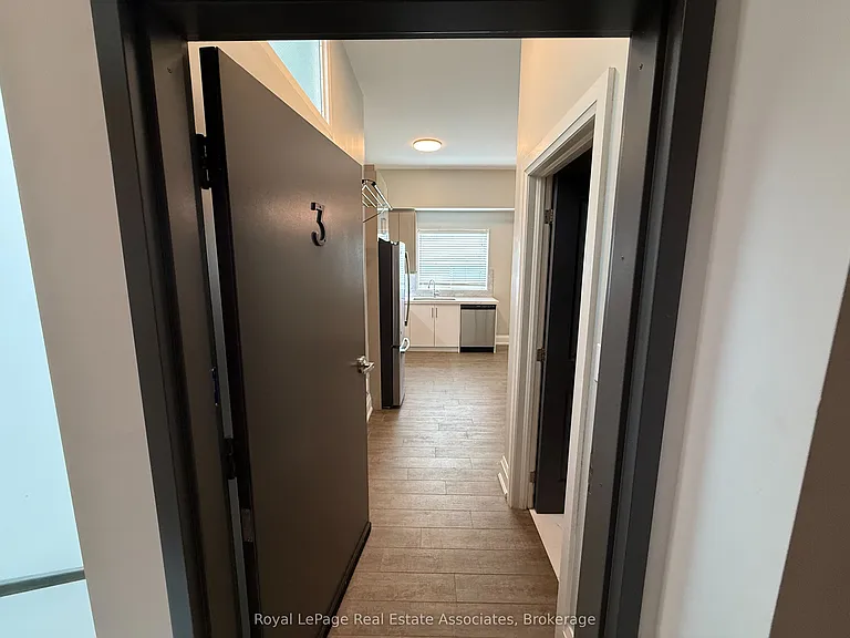 2548 Eglinton Ave W #3 — Photo 15