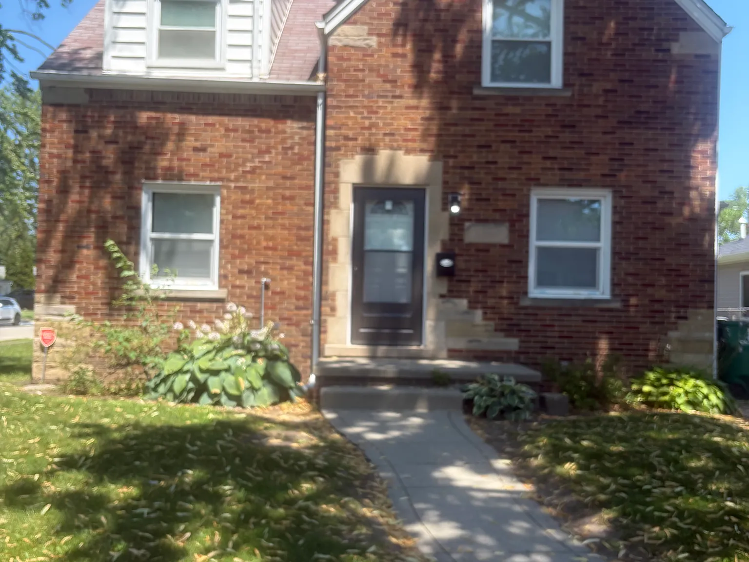 4 bed, 1.5 bath, 1500 sqft, $1,800 — Photo 4