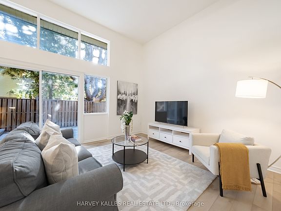 2nd image of 102 Jenny Wren Way