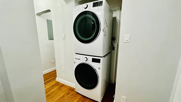 Rented by Aventana | media 8