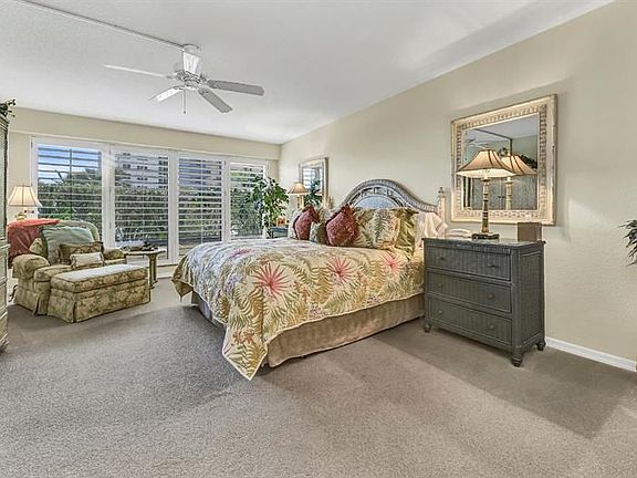 5th image of 4100 Galt Ocean Dr APT 112