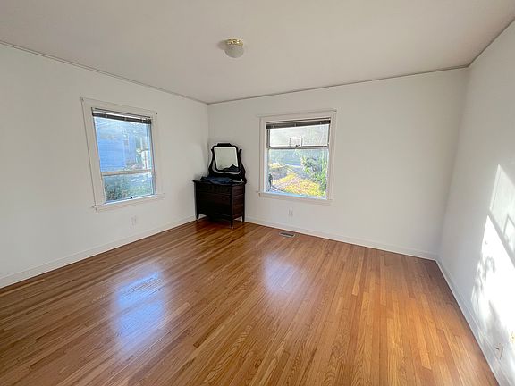 5th image of 1852 4th St