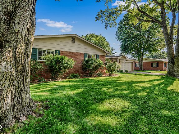 5th image of 1010 Driftwood Ave