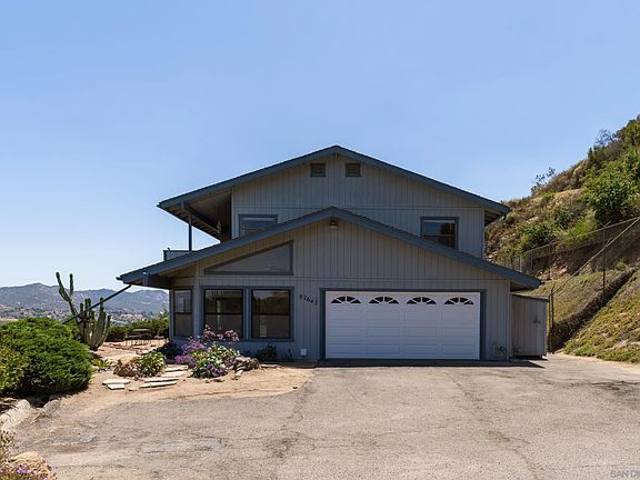 2nd image of 8764 1/4 Golden Ridge Rd