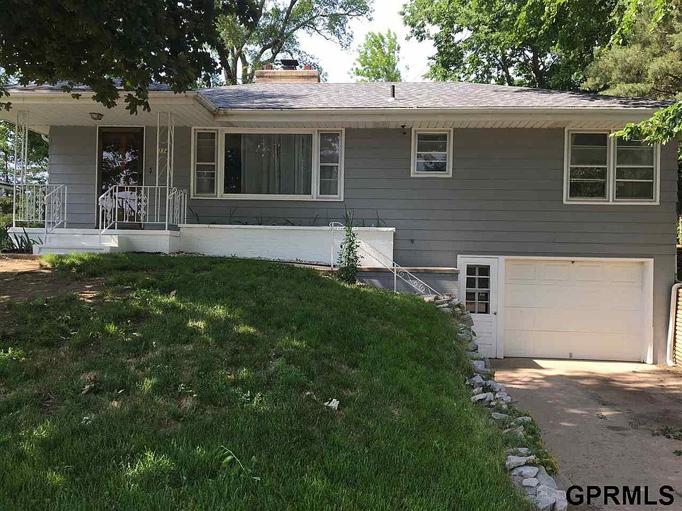 1st image of 1114 Avenue E