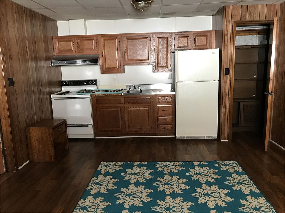 1st image of 21720 Great Mills Rd