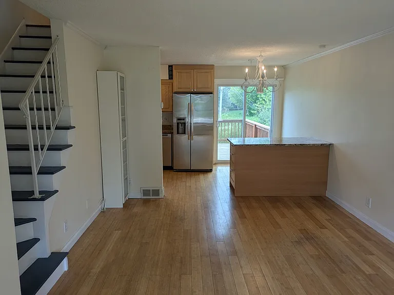 531 Wheeler Dr — Photo 1