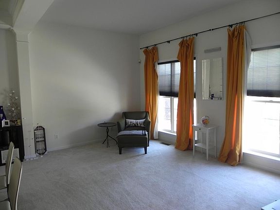 3rd image of 6112 Manchester Park Cir