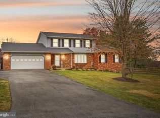 6646 Wind Ridge Rd, Mount Airy, MD 21771