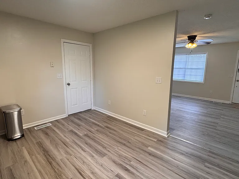 105 Darnell Dr — Photo 7