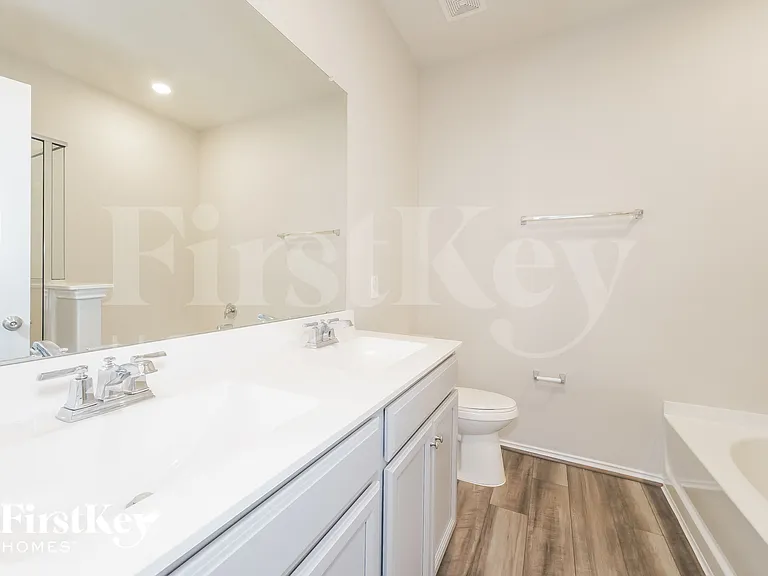 5831 Longhorn Run Ln — Photo 14