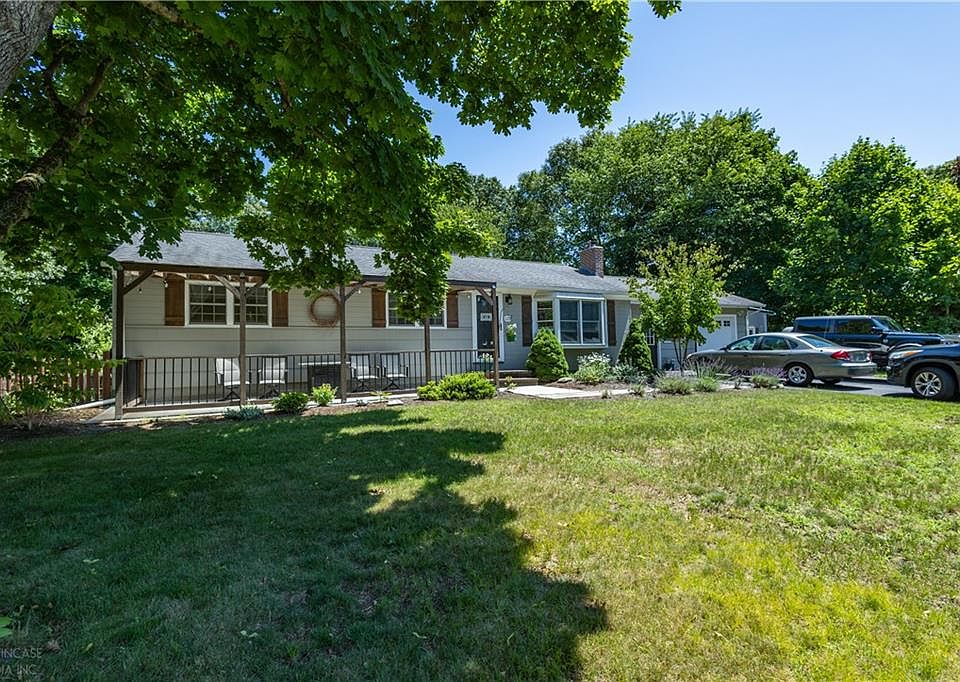 1st image of 115 Sunnybrook Dr