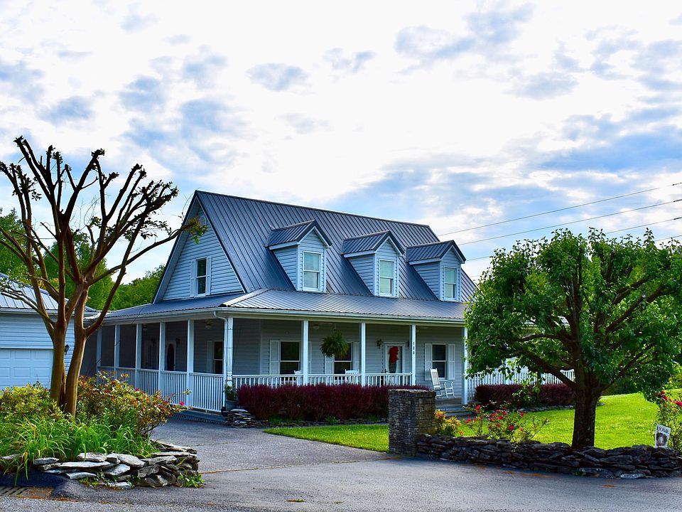 1st image of 100 Oak Hill Ln