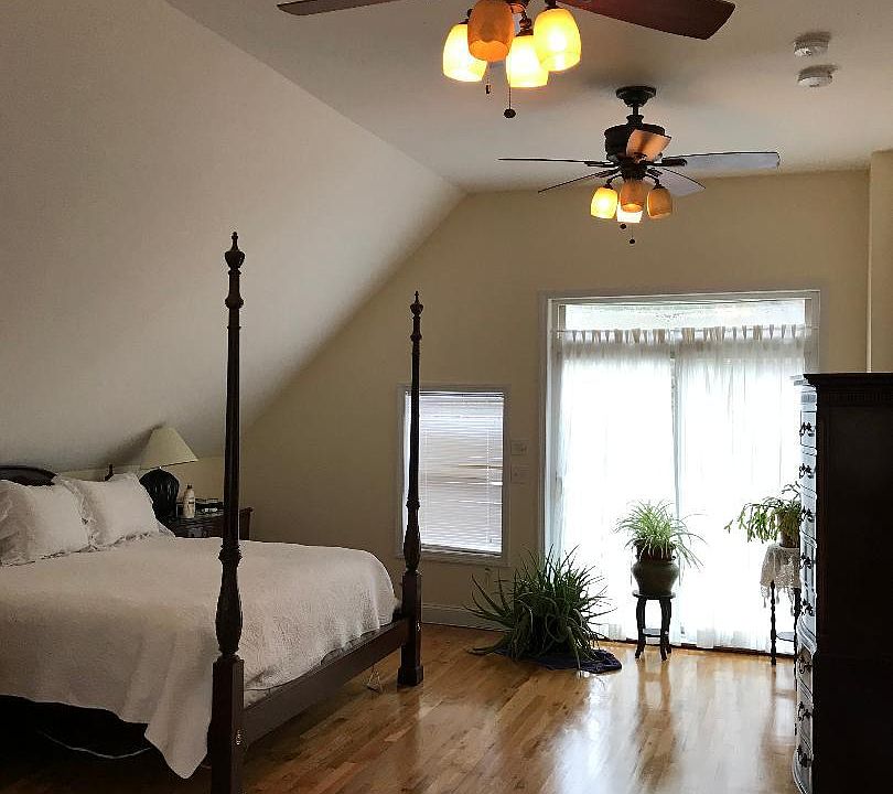 2nd image of 23 Winklers Farm Ct