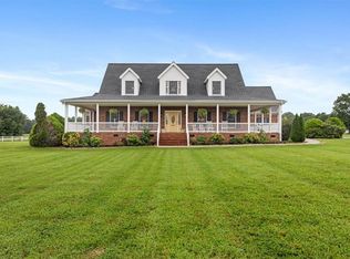30429 Camp Pkwy, Courtland, VA 23837